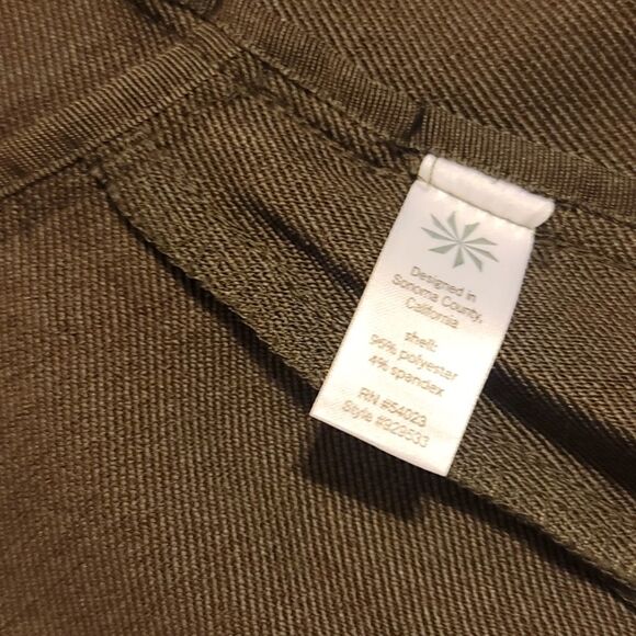 Athleta on the move olive green motto jacket size large. - Picture 8 of 12